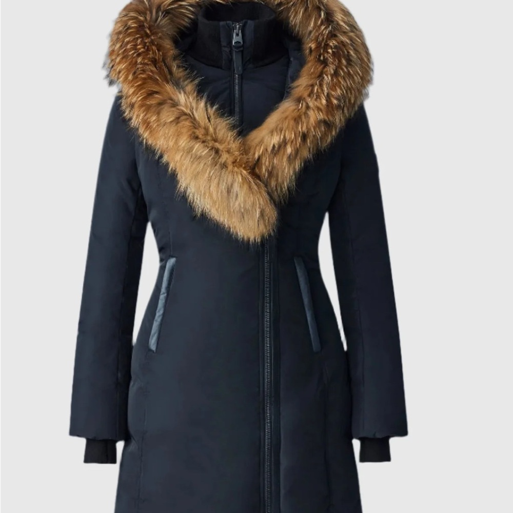 Mackage KAY-F Down coat w/ natural fur Signature Mackage Collar - EUC - W XL
